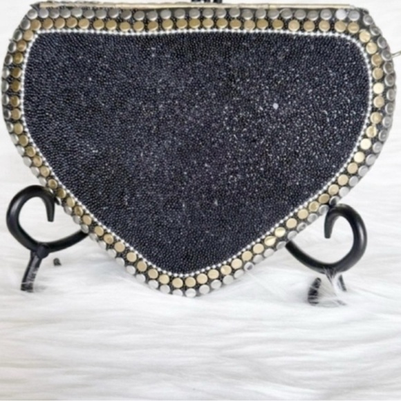 RAMLA Handmade Black /Gold Heart Shaped Clutch/Crossbody Bag - Picture 6 of 6